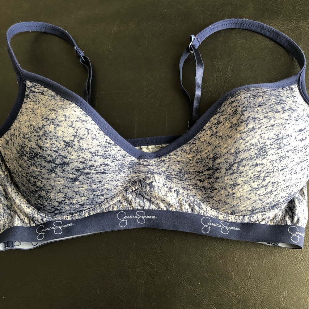 3/$10❤️ Jessica Simpson Navy blue and white bralett with elastic